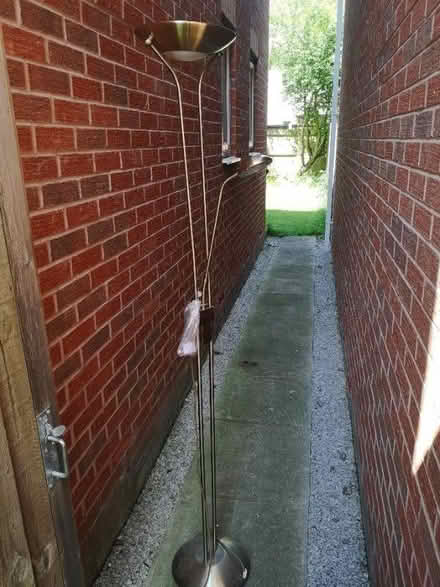 Photo of free Floor lamp (City Point DE24) #1