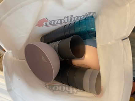 Photo of free Book bag,blanket,cups,hot sauce (Bay ridge Brooklyn 5th ave) #3