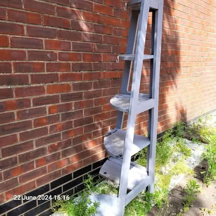 Photo of free Wooden shwlf unit (E16) #4