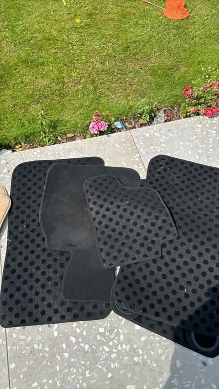 Photo of free car mats for BMW 3 series (Winchmore Hill N21) #2