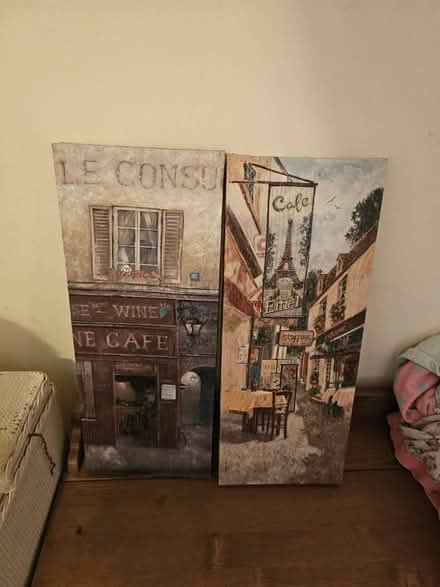 Photo of free Dunelm canvas pictures (CM1, Loves Green) #2