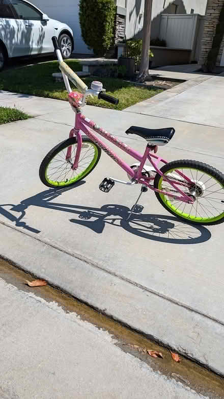 Photo of free Girls Bike (West Irvine) #1