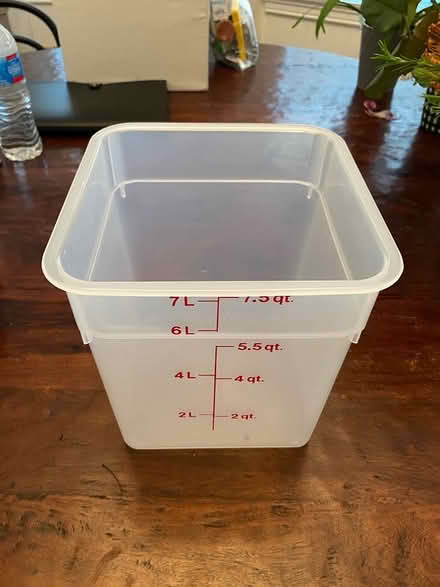 Photo of free Plastic Quart Bucket (Oakland) #2