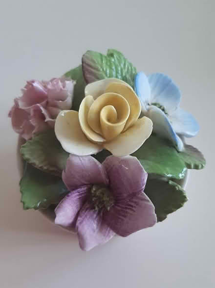 Photo of free Coalport China flower ornament (WA11) #2