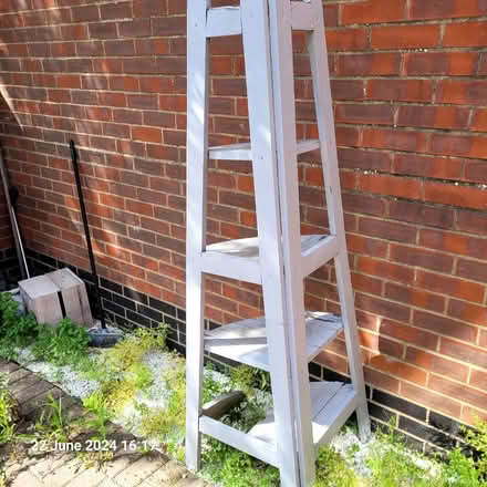 Photo of free Wooden shwlf unit (E16) #1