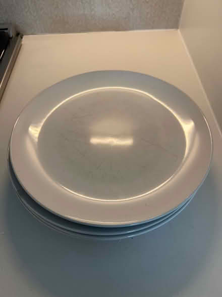 Photo of free IKEA Plates (Washington Heights) #1