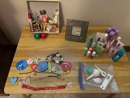 Photo of free Clinique samples, jewelry, etc (Harrisburg) #1