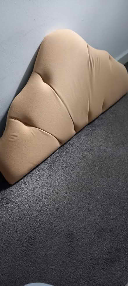Photo of free Headboard (Bredbury SK6) #4