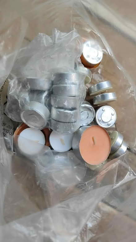 Photo of free Tealight lantern with tealights (Maidenhead) #2