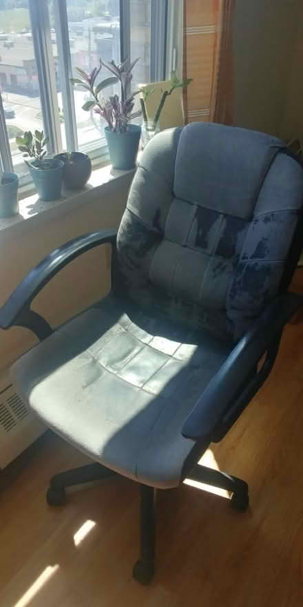 Photo of free Used office chair (Victoria park & Eglinton) #1
