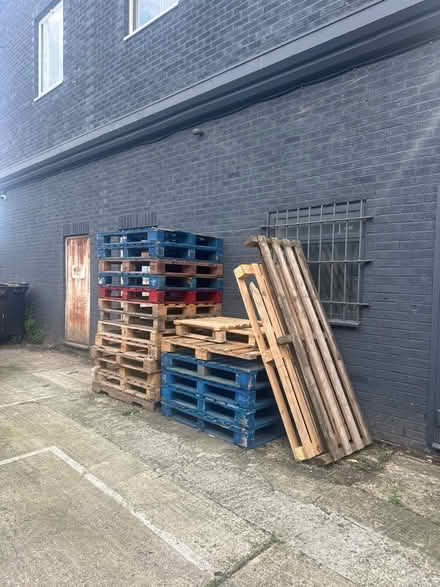 Photo of free Pallets (N4) #1