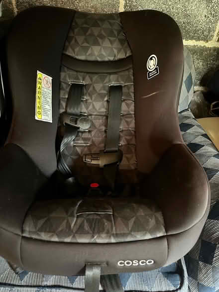 Photo of free Kids car seats (Edgewood Cranston) #2