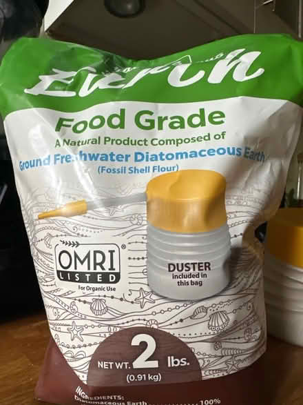 Photo of free Diatomaceous Earth power (Princeton close to Rt 1) #1