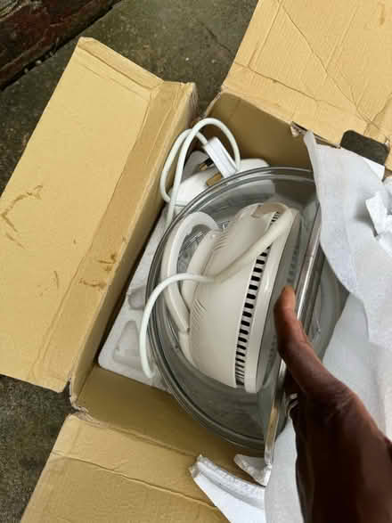 Photo of free Halogen oven (Wolverhampton WV10) #3