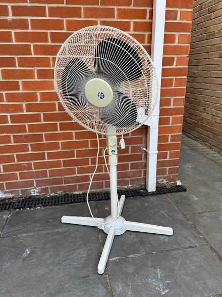 Photo of free Fan (Wickford SS12) #1