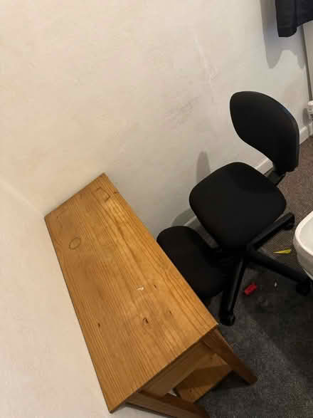 Photo of free Table and chair (BL9) #1