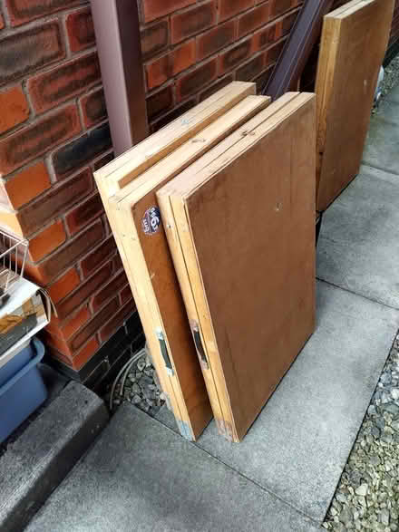 Photo of free Pasting tables (L9) #2