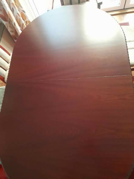 Photo of free Extendable dining table 6 chairs (Brundall) #4