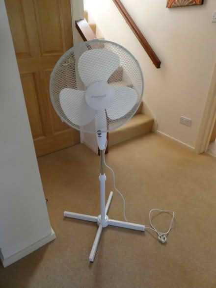 Photo of free floor-standing fan (Pittville GL50) #1