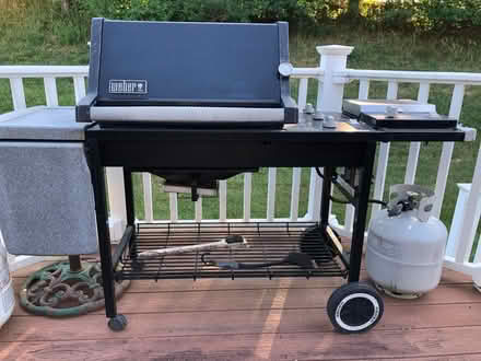 Photo of free Weber Gas Grill (Havre de Grace.) #1