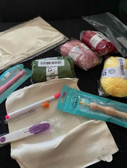 Photo of free needle yarn punching kit (Ridley Park) #1