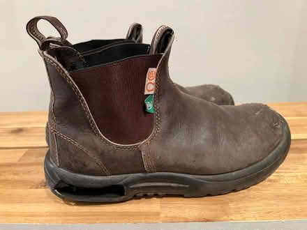 Photo of free Men’s Blundstone steel-toe boots (Etobicoke - Humber Bay) #2