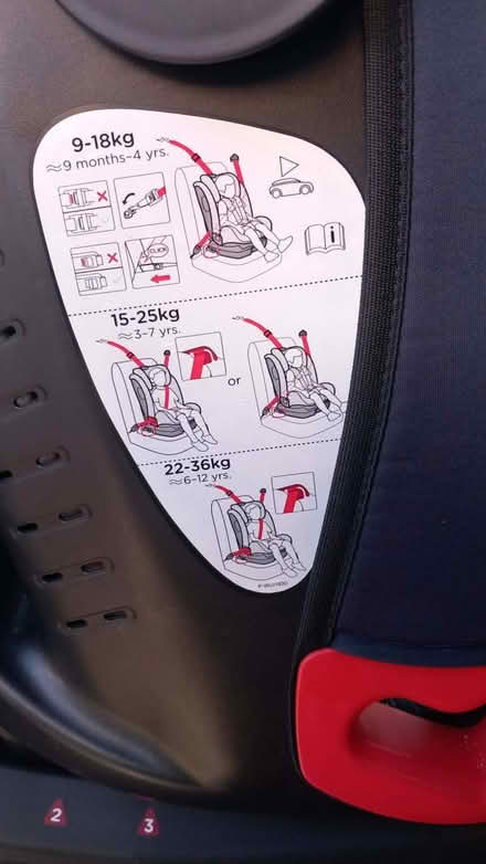 Photo of free 9-36kg isofix joie car seat (Aykley Heads DH1) #2