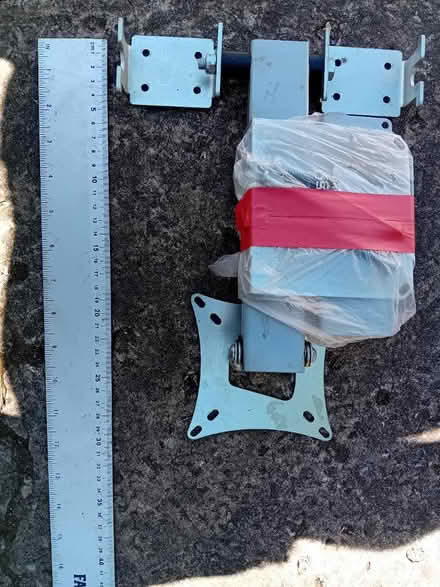 Photo of free TV Mount - 30cm Pivot (Dinnington NE13) #1