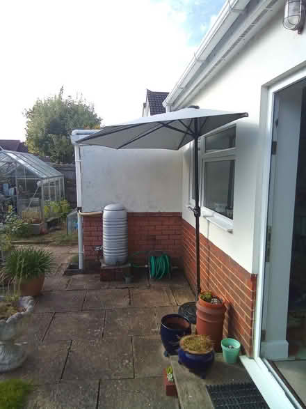 Photo of free Sunshade/parasol (Winnersh RG41) #1