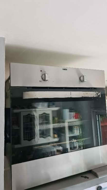Photo of free Zanussi single oven working order (Perivale UB6) #1