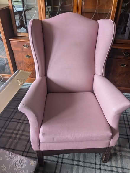 Photo of free Pink armchair (Inverleith EH3) #2