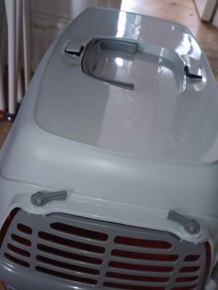 Photo of free Cat carrier (Iffley Road OX4) #1