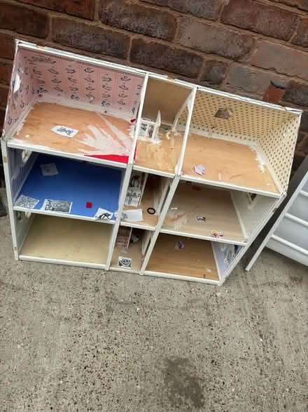 Photo of free Dolls house (S43 chesterfield) #1