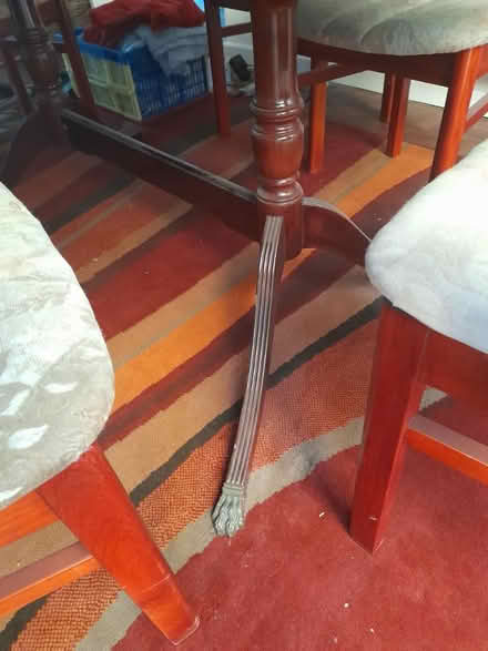 Photo of free Extendable dining table 6 chairs (Brundall) #3