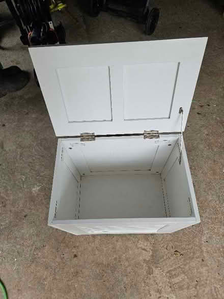 Photo of free Wooden laundry box (Newton Mearns G77) #3