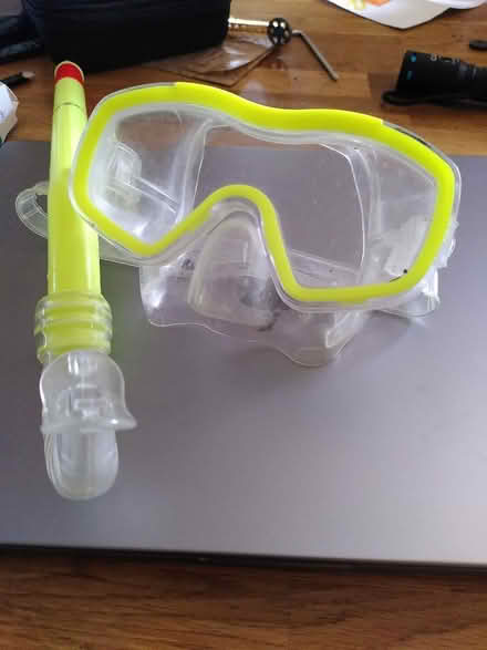 Photo of free Kids snorkel and mask (Earlham NR4) #1