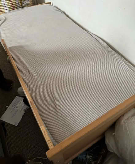 Photo of free Kids bed (BL9) #3