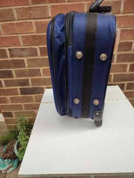 Photo of free Small rigid luggage, right size as hand luggage. (Burbage LE10) #3