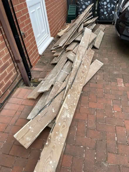Photo of free Floor borading (DH2) #2