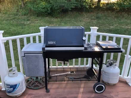 Photo of free Weber Gas Grill (Havre de Grace.) #4