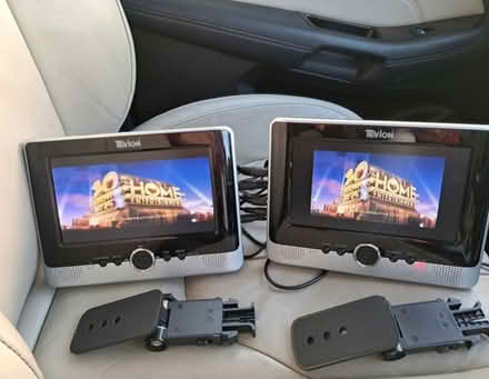 Photo of free Portable two DVD screens (Dublin 16) #1