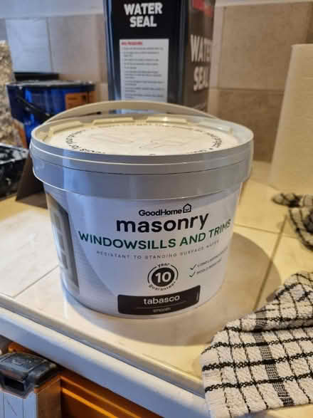 Photo of free 2.5L black masonry paint (Wortley LS12) #1