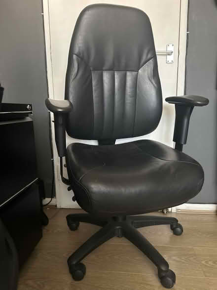 Photo of free Black Leather 360-Degree Swivel Office Chair (Deptford SE10) #1