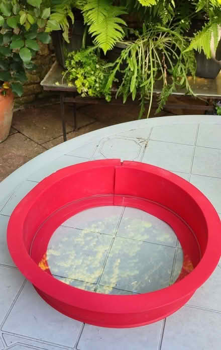 Photo of free Silicone cake mould with glass base. (Weston) #1