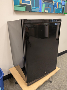 Photo of free Mini Fridge (around Bellevue College) #3