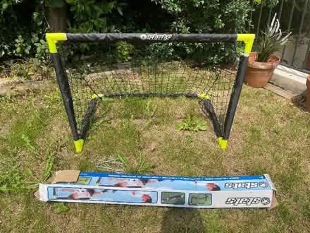 Photo of free Fold up kiddies goal posts (Crouch End N8) #1