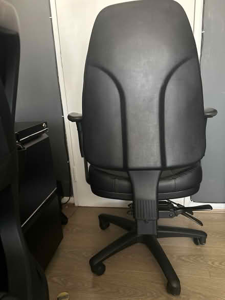 Photo of free Black Leather 360-Degree Swivel Office Chair (Deptford SE10) #2