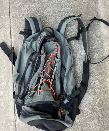 Photo of free Backpack (Manet/Crescent) #1