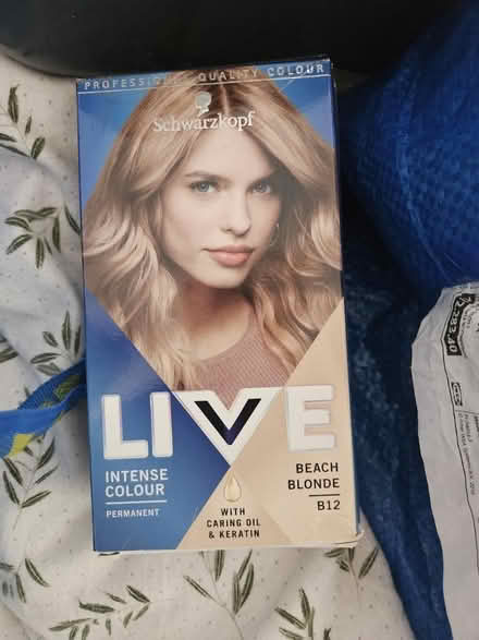 Photo of free Blonde hair dye (CO1 Newtown) #1