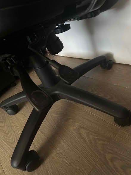 Photo of free Black Leather 360-Degree Swivel Office Chair (Deptford SE10) #4